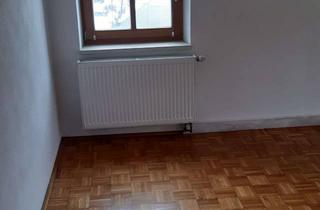 Wohnung mieten in Hohenburger Str. 27, 92280 Kastl, Helle 2,5-Zimmer-Wohnung im 1. OG in Kastl