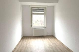 Wohnung mieten in 63071 Offenbach, Gepflegte, helle 2-Zimmer-Altbauwohnung mit Balkon in urbaner Lage, Offenbach am Main