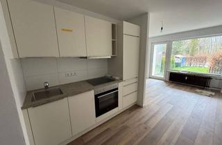 Wohnung mieten in Mozartweg, 78126 Königsfeld, 2-Zimmer-Whg. (rd. 37 m2) mit Einbauküche in schöner Lage, renoviert in 2025