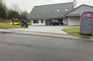 Wohnung mieten in Köttinger Weg 66, 57537 Wissen, Renovierte 4-Zimmer-Wohnung mit Terrasse und Garage in Wissen/Sieg