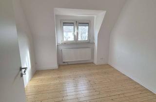Wohnung mieten in 69115 Weststadt, Helle 4-Zimmer Wohnung im 3. OG in Heidelberg Weststadt