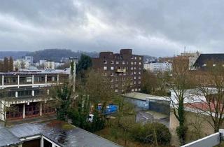 Wohnung mieten in Martin-Luther-Straße 26, 66111 Saarbrücken, Helle 2-Zimmer Wohnung mit Balkon im 3. OG in Saarbrücken, St. Johann