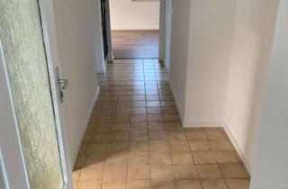 Wohnung mieten in 71364 Winnenden, 2,5 + 2-Zimmer-Wohnung mit Balkon über 2 Etagen in Winnenden-Birkmannsweiler