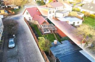 Doppelhaushälfte kaufen in 27753 Mitte, Doppelhaushälfte mit Südgarten, Gäste- WC & 2 Bädern – Zentrumsnah in Delmenhorst