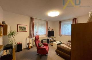 Haus kaufen in 90449 Röthenbach b Schweinau, Charmantes und gepflegtes Haus mit großem Garten in Traumlage