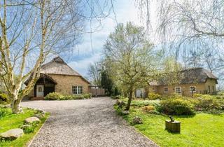 Haus kaufen in Am Bydiek, 24398 Brodersby, Anwesen unter Reet zwischen Ostsee und Schlei