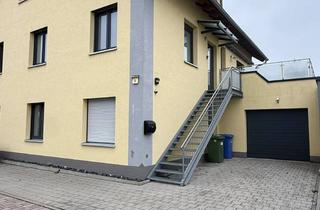Wohnung kaufen in Ringstraße 14, 76689 Karlsdorf-Neuthard, Großzügige 6,5-Zimmer-Wohnung mit Balkon in Karlsdorf-Neuthard