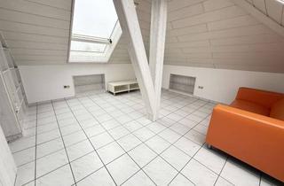 Wohnung mieten in Obermarkersdorfer Straße, 63486 Bruchköbel, Helle 3-Zimmer Dachgeschosswohnung in Bruchköbel