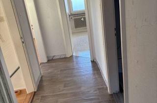 Wohnung mieten in Wiesenfelder Weg, 36088 Hünfeld, Helle 3-Zimmer Dachgeschosswohnung in Hünfeld
