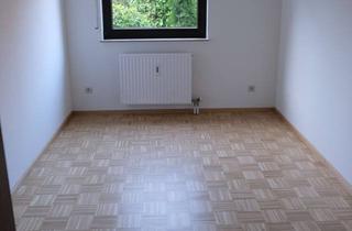Wohnung mieten in Am Leiderat, 67434 Neustadt, Etagenwohnung (EG, 75m², 3Z, K, B, WC, usw.) in Mehrparteienwohnanlage in Stadtrandlage zu vermieten