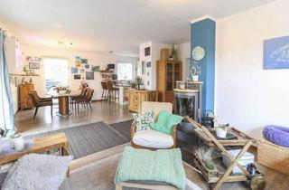 Haus kaufen in 15370 Fredersdorf-Vogelsdorf, Fredersdorf-Vogelsdorf - Familientraum: 5-Zimmer EFH mit riesigem Garten und Erdwärmepumpe (Energieklasse B)