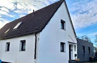 Doppelhaushälfte kaufen in 44653 Herne, Herne - Doppelhaushälfte mit Wintergarten, Garten, Terrasse und Parkplatz