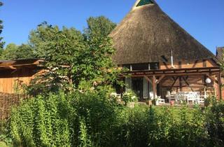 Haus kaufen in 23896 Nusse, Nusse - Provisionsfrei: Liebevoll saniertes Fachwerkhaus mit Reet