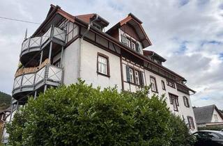 Wohnung kaufen in 76593 Gernsbach, Ihre neue Lebensbasis!Gemütliche 2 Zi.-DG Wohnung in Gernsbach