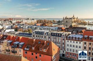Wohnung kaufen in 19053 Feldstadt, Exklusive Maisonette-Dachgeschosswohnung in zentraler Lage