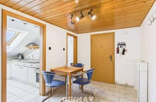 Wohnung kaufen in 73249 Wernau, Investieren und Aufwerten: 4-Zimmer DG Wohnung in Wernau!