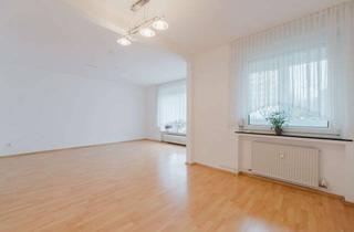 Wohnung kaufen in 28327 Blockdiek, Werthaltige Hochparterre-Wohnung mit Loggia und Garage