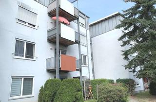 Wohnung kaufen in 04746 Hartha, Vermietete 3-Zi. ETW mit Balkon im 2. OG