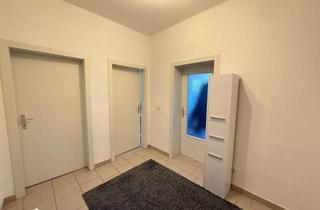 Wohnung mieten in Liebigstraße 24, 45145 Frohnhausen, Altbau. Wohnung mit großer Wohnküche und Balkon. Modernisiert in 2013. Übernahme EBK möglich.