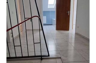 Wohnung mieten in Wallrabensteinerstraße, 65510 Idstein, Helle 2-Zimmer DG-Wohnung in Idstein mit 62,75 m²