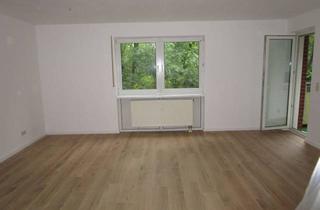 Wohnung mieten in 16727 Velten, Gepflegte Wohnung mit drei Zimmern sowie Balkon und Einbauküche in Velten