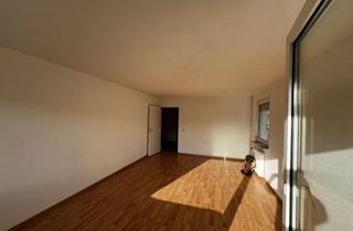 Wohnung mieten in 77656 Offenburg, Helle 3-Zimmer Wohnung mit Balkon im 1. OG in Offenburg
