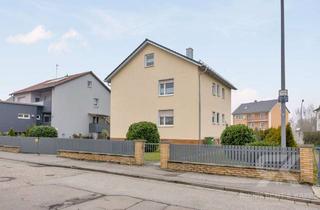 Haus kaufen in 93158 Teublitz, Energieeffizientes und gepflegtes Zweifamilienhaus in schöner Siedlung von Teublitz