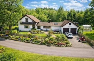 Haus kaufen in 56729 Baar, Landhaus Anwesen in exponierter Aussichtslage auf einem Höhenzug nahe Nürburgring provisionsfrei