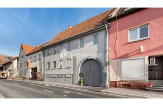 Einfamilienhaus kaufen in 97277 Neubrunn, Saniertes Einfamilienhaus mit ELW, großzügiger Raumvielfalt, EBK, Kaminöfen, Innenhof & Scheune
