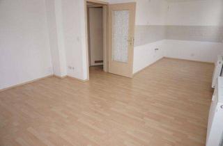 Wohnung mieten in Heimgarten 79, 09127 Chemnitz, Moderne DG-Whg - kleine Dach-Terrasse - offene Küche ! frei ab 1.4.26