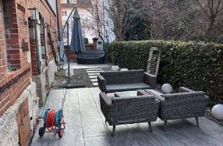 Bauernhaus mieten in 73728 Esslingen, RARITÄT! Saniertes Bauernhaus mit ELW in zentrumsnaher Lage mit Garten