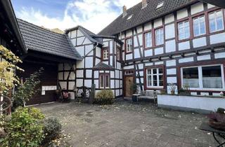 Anlageobjekt in 53639 Königswinter, Königswinter sehr charmante ehemalige Hofanlage