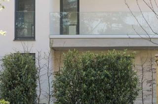 Wohnung kaufen in 60598 Sachsenhausen, Villa Schützenhütten - moderne Gartenwohnung mit großer Sonnenterrasse, Stellplatz und Gartenanteil