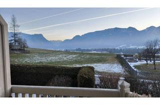 Wohnung kaufen in Schwarzberger Weg, 83334 Inzell, Wunderschöne Aussicht: 2-Zimmer-Wohnung mit Balkon, Stellplatz und EBK in Inzell