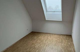 Wohnung mieten in 01477 Arnsdorf, Himmlisch wohnen unterm Dach! Erstbezug mit Fußbodenheizung, EBK, Vinyl, Lift!