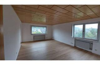 Wohnung mieten in 76703 Kraichtal, 4-Zimmer-Wohnung mit 2 Balkonen & Gartenanteil in Kraichtal-Neuenbürg