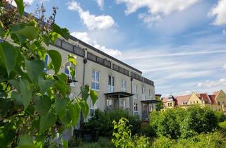 Wohnung mieten in Wörmlitzer Straße 16, 06110 Halle, Schnell sein und EBK sichern! Offene Wohnküche & Morgensonne auf dem Balkon