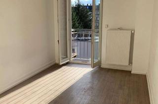 Wohnung mieten in 63069 Lauterborn, Helle 3-Zimmer-Altbauwohnung mit Balkon im 3. OG in Offenbach Stadtmitte
