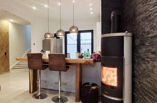 Reihenhaus kaufen in 53879 Euskirchen, Bieterverfahren! zentrales Wohnjuwel - kernsaniertes Reihenhaus mit Solar, Kamin & Klima