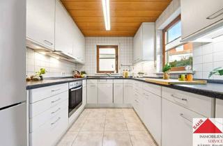 Doppelhaushälfte kaufen in 71088 Holzgerlingen, Wohnen am Waldrand – Gepflegte Doppelhaushälfte in Holzgerlingen