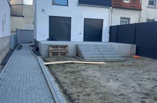 Haus mieten in 65462 Ginsheim-Gustavsburg, Exklusive Doppelhaushälfte mit 4 Zimmern in Ginsheim-Gustavsburg