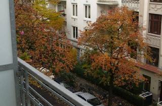 Wohnung kaufen in 22303 Hamburg, Hamburg - Vermietete 2-Zimmer-Altbauwohnung mit Balkon - Winterhude 44m²