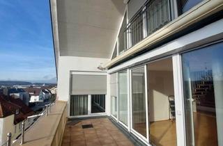 Wohnung kaufen in 73230 Kirchheim, Kirchheim Teck - Schönes Duplex mit großer Süd-Terrasse und Teck-Blick