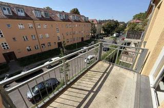 Wohnung kaufen in Hocksteinweg 12b, 14165 Zehlendorf, bezugsfreie Eigentumswohnung mit Balkon in ruhiger Lage