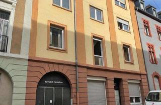 Wohnung kaufen in Rheinstraße 58, 76185 Mühlburg, Großzügige 4-Zimmer-Altbauwohnung mit Charme und moderner Ausstattung