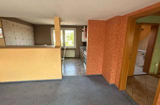 Wohnung kaufen in 19386 Lübz, Charmante 3,5-Zimmer-Dachgeschosswohnung in Lübz – Kapitalanlage oder Eigenheim