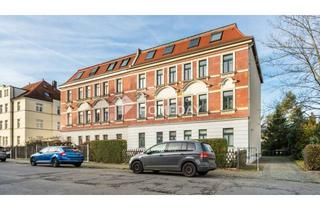 Wohnung kaufen in 04178 Böhlitz-Ehrenberg, Charmantes Altbauwohnen mit Balkon in ruhiger Siedlungslage