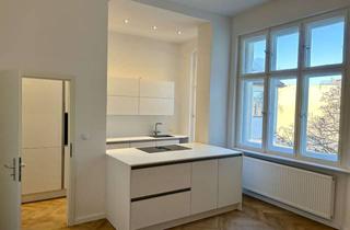 Wohnung mieten in Charlottenbrunner Straße, 14193 Schmargendorf, Erstbezug nach Modernisierung: Luxusküche im Altbau in Berlin-Schmargendorf 14193