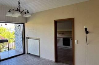 Wohnung mieten in 86657 Bissingen, Attraktive und gepflegte 3-Raum-Dachgeschosswohnung mit EBK und neu renoviertem Bad