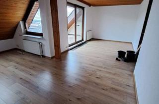 Wohnung mieten in 71336 Waiblingen, Gepflegte 4-Zimmer Maisonette-Wohnung mit Dachterrasse und Balkon in Waiblingen-Hohenacker